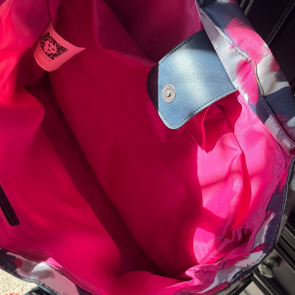 Colorful Patterned Tote Bag - Picture 3 of 4
